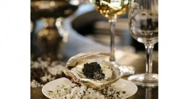 黒い宝石、食べる宝石、キャビアは何故あのように美しくしかも美味しいのでしょう? 黒い宝石、食べる宝石、キャビアは何故あのように美しくしかも美味しいのでしょう?