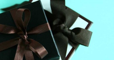 BVLGARIのチョコとディナーチケットを大切なパートナーに贈る BVLGARIのチョコとディナーチケットを大切なパートナーに贈る