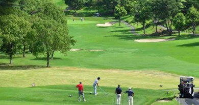 紳士のスポーツといわれるゴルフ。マナーを知って大切な人との時間を楽しみましょう。 紳士のスポーツといわれるゴルフ。マナーを知って大切な人との時間を楽しみましょう。