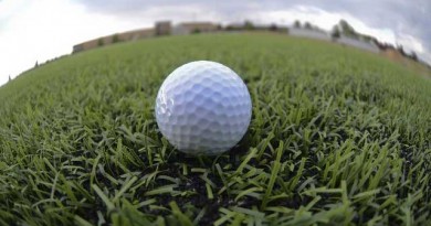 いよいよラウンドプレー！その前に・・・誤球を防ぐボールの確認が重要。