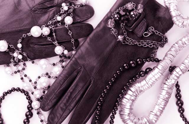 黒真珠の本当の価値を知って、大胆なファッションに気品をプラス