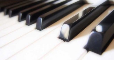 グランドピアノがあるだけでインパクトはありますが、ベーゼンドルファーの迫力ある姿を是非あなたのリビングに。 グランドピアノがあるだけでインパクトはありますが、ベーゼンドルファーの迫力ある姿を是非あなたのリビングに。