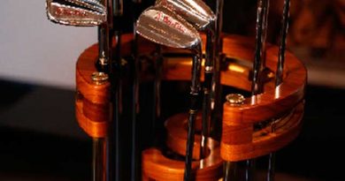 ゴルフクラブ専用家具でお気に入りのクラブをお洒落に飾る