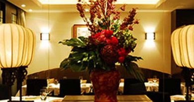 重慶飯店の麻布賓館は、横浜中華街本店の正式なスタイルのまま、斬新でオシャレな店作り 重慶飯店の麻布賓館は、横浜中華街本店の正式なスタイルのまま、斬新でオシャレな店作り