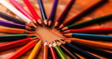 大人の趣味。フランス製の大人の塗り絵『コロリアージュ』が大ブームです。 大人の趣味。フランス製の大人の塗り絵『コロリアージュ』が大ブームです。